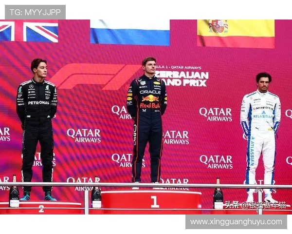 F1赛季大战再燃,维斯塔潘和汉密尔顿争夺总冠军宝座角逐加剧 F1赛季大战再燃,维斯塔潘和汉密尔顿争夺总冠军宝座角逐加剧