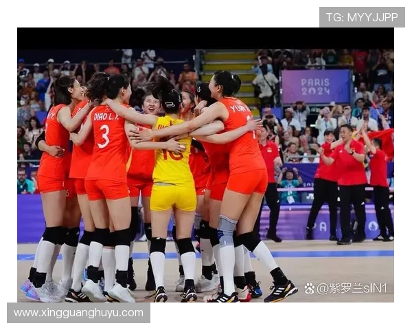 中国女排逆转夺冠展现顽强拼搏精神点燃全国体育热情