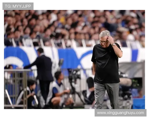 国足世预赛迎关键战新帅战术调整引发球迷热议球队状态与年轻球员表现成焦点